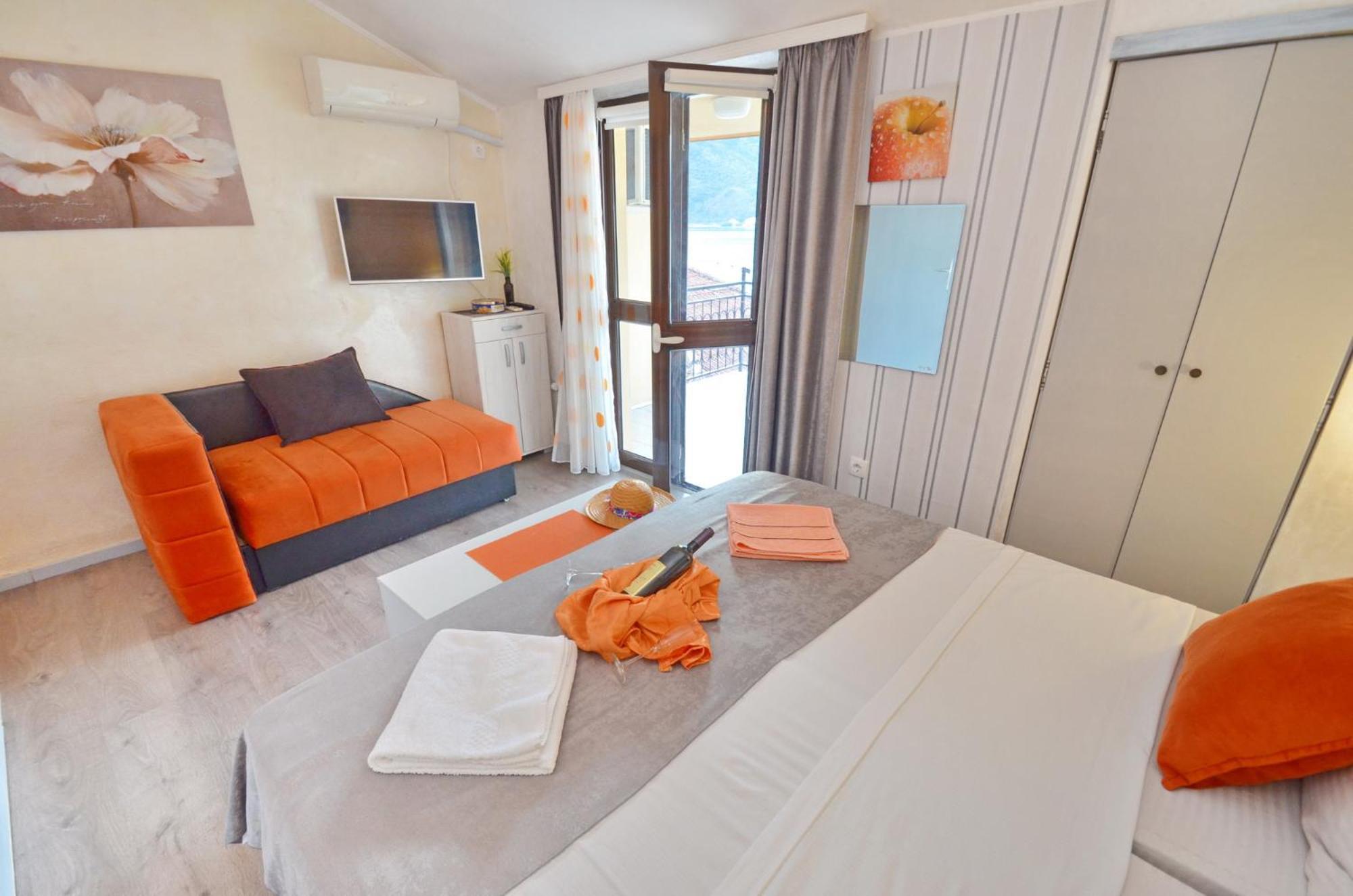Apartment The Sea Coast Kotor Exterior foto